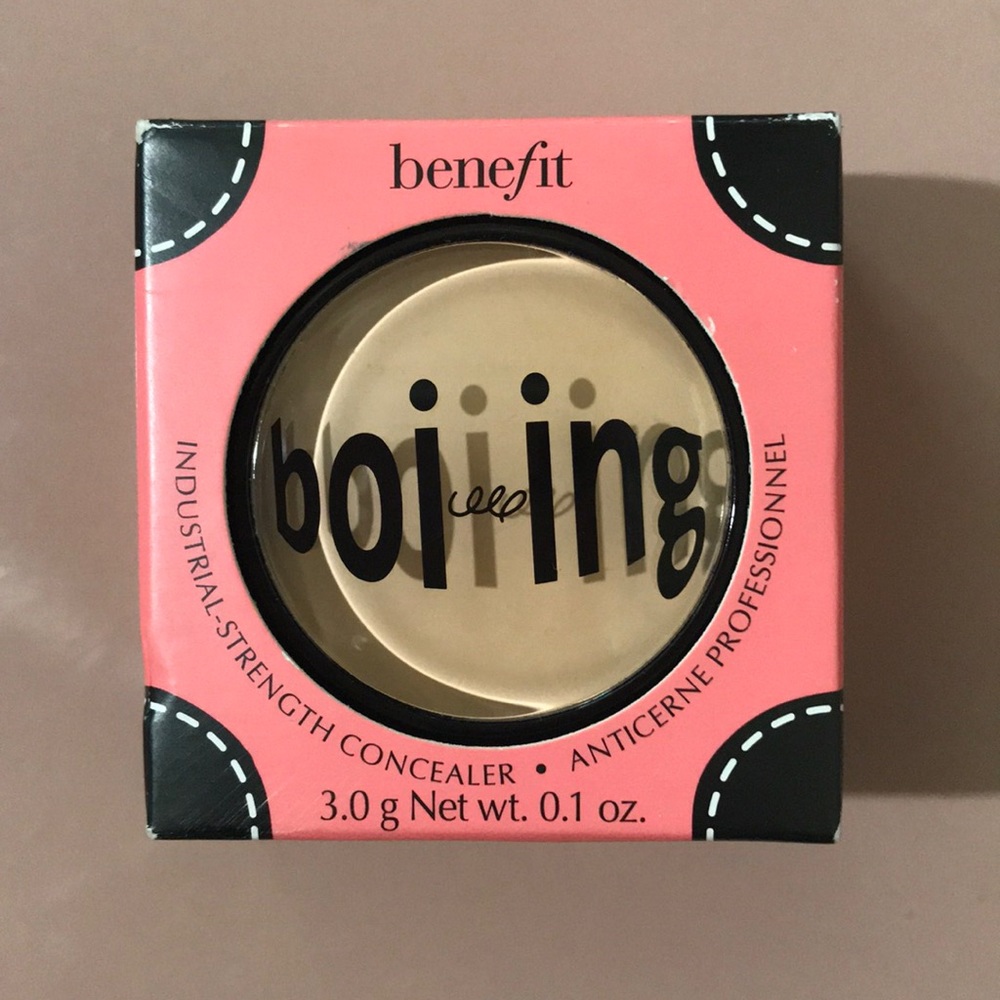 🎀 benefit boi~ing concealer